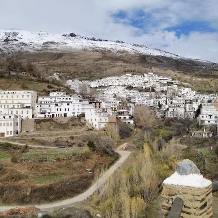 شقة El Capricho De Trevélez المظهر الخارجي الصورة